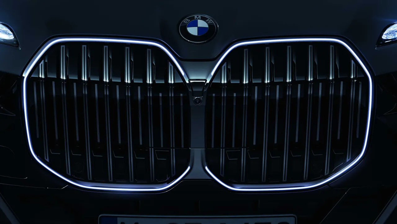 BMW ledvinky 'Iconic Glow'